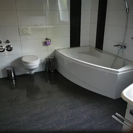 Alex Apartment *